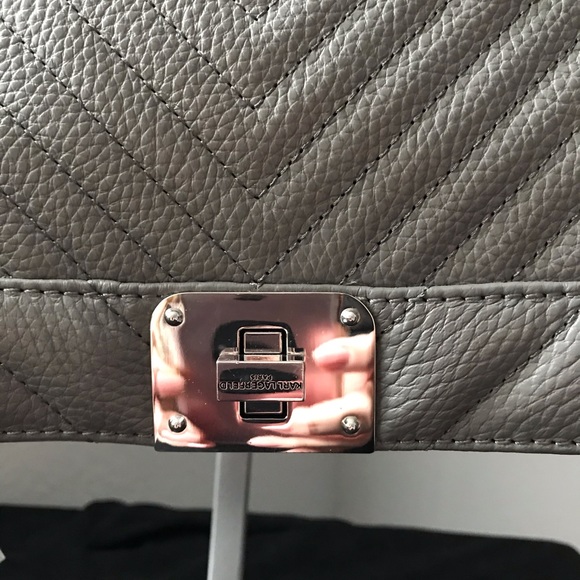 Shoulder bag - Picture 2 of 9